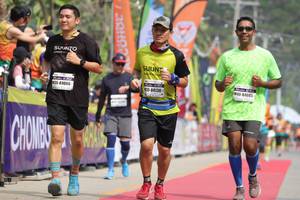 BIB: 84085, 84086, 84130
                            <button type="button" onclick="openModal(8232636)" class="btn btn-primary btn-sm float-right btn-popup" data-toggle="modal" data-target=".modal-high-quality">
                        <i class="fas fa-shopping-cart"></i> Add to Cart
                    </button>
                                            <button type="button" onclick="isThisMe(8232636, true)" class="btn btn-success btn-sm float-right btn-popup btn-isme hidden" data-toggle="tooltip" data-placement="bottom" title="นี่คือรูปของคุณใช่ไหม คลิกที่นี่เพื่อเอาเข้าอัลบั้ม">
                        <i class="fas fa-plus"></i> Add to album
                    </button>
                    <button type="button" onclick="isThisMe(8232636, false)" class="btn btn-warning btn-sm float-right btn-popup btn-isnotme hidden">
                        <i class="fas fa-ban"></i> Remove from album
                    </button>